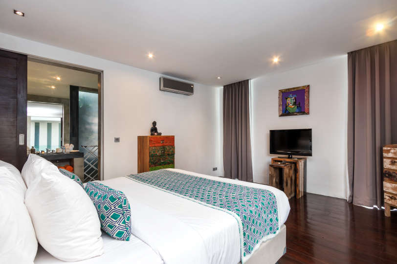 5 Bedroom Holiday Villa in Seminyak with Private Pool, Bali Villa 2001