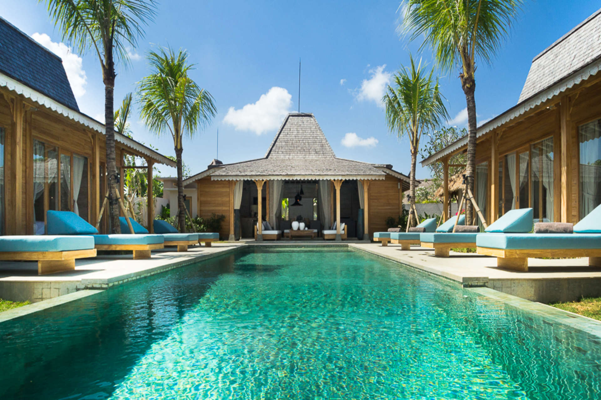 Beautiful 5 Star Holiday Villa in a Prime Location in Kerobokan, Bali Villa 2006