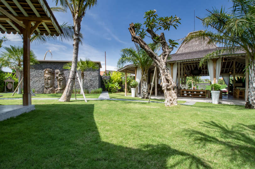 Enjoy a Holiday of a Lifetime Renting Your Own 5 Star Private Villa at the Best Rate in Kerobokan, Villa Bali 2008