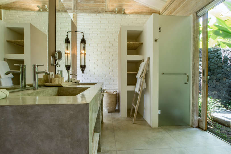 Enjoy a Holiday of a Lifetime Renting Your Own 5 Star Private Villa at the Best Rate in Kerobokan, Villa Bali 2008