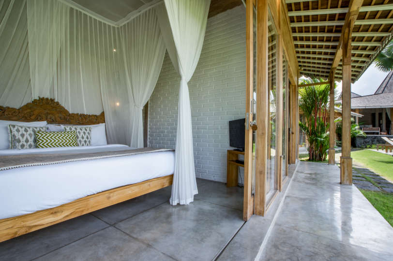 Enjoy a Holiday of a Lifetime Renting Your Own 5 Star Private Villa at the Best Rate in Kerobokan, Villa Bali 2008