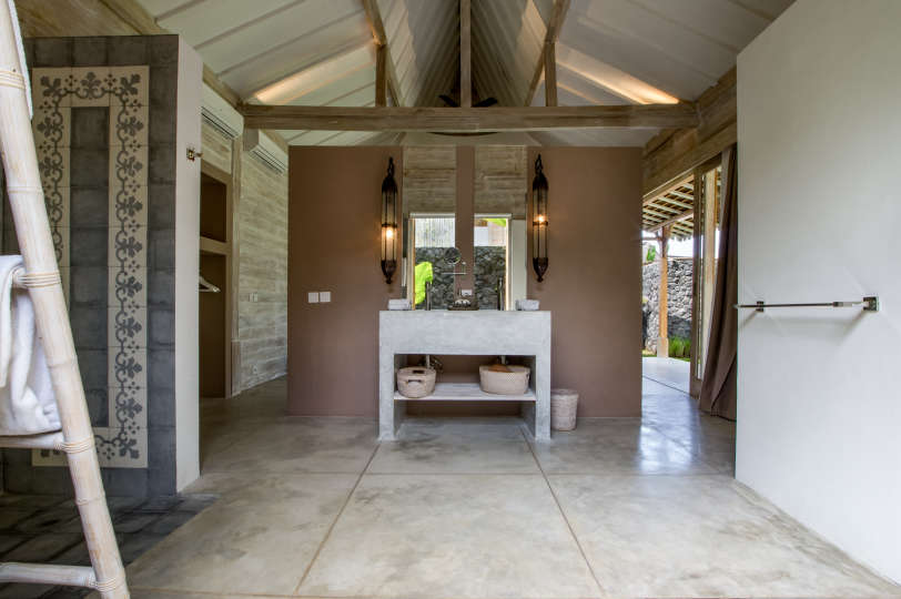 Enjoy a Holiday of a Lifetime Renting Your Own 5 Star Private Villa at the Best Rate in Kerobokan, Villa Bali 2008