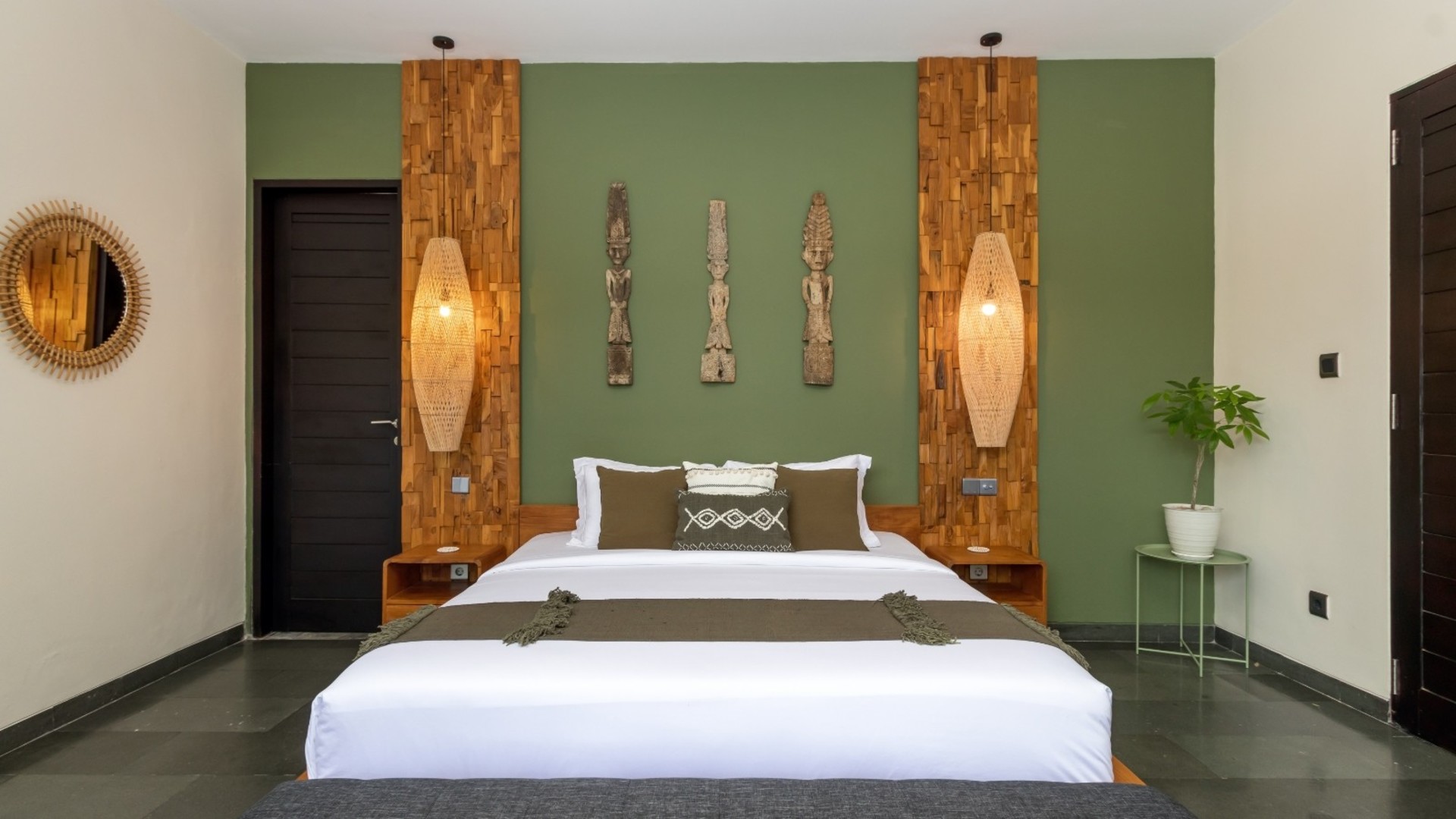 Rent a Luxury Villa in Bali Close to the Beach, Bali Villa 2024
