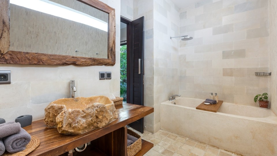 Rent a Luxury Villa in Bali Close to the Beach, Bali Villa 2024