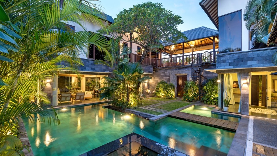 Rent a Luxury Villa in Bali Close to the Beach, Bali Villa 2024