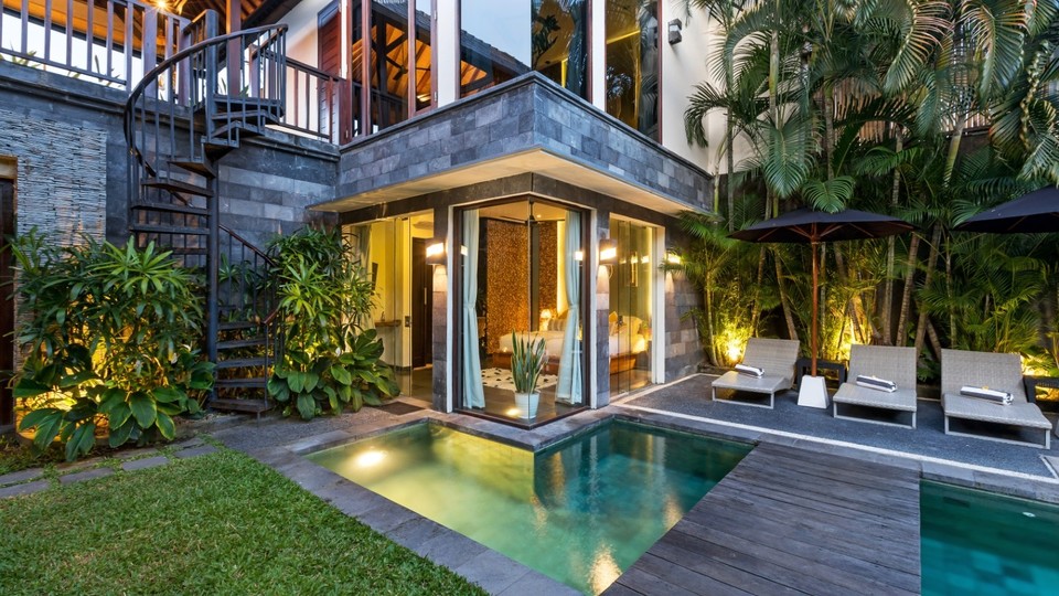 Rent a Luxury Villa in Bali Close to the Beach, Bali Villa 2024