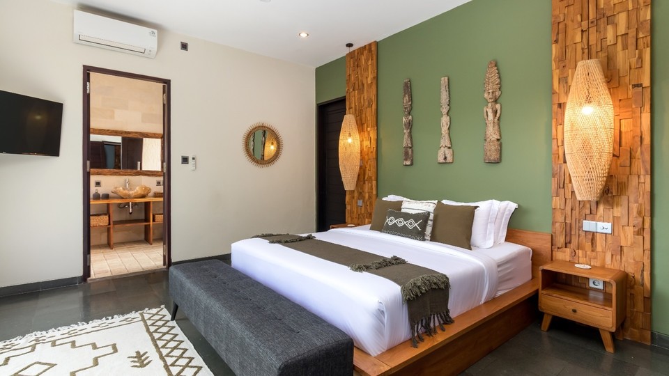 Rent a Luxury Villa in Bali Close to the Beach, Bali Villa 2024