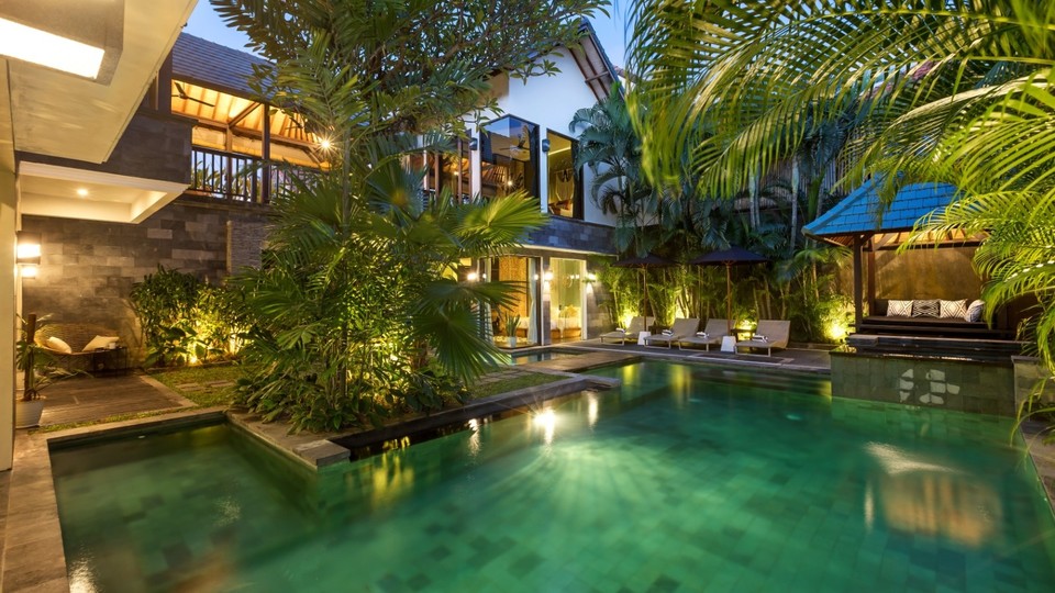 Rent a Luxury Villa in Bali Close to the Beach, Bali Villa 2024