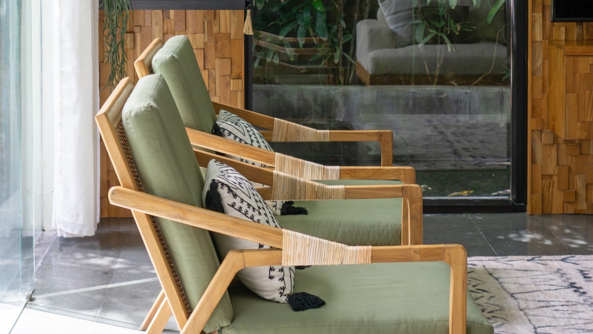 Rent a Luxury Villa in Bali Close to the Beach, Bali Villa 2024