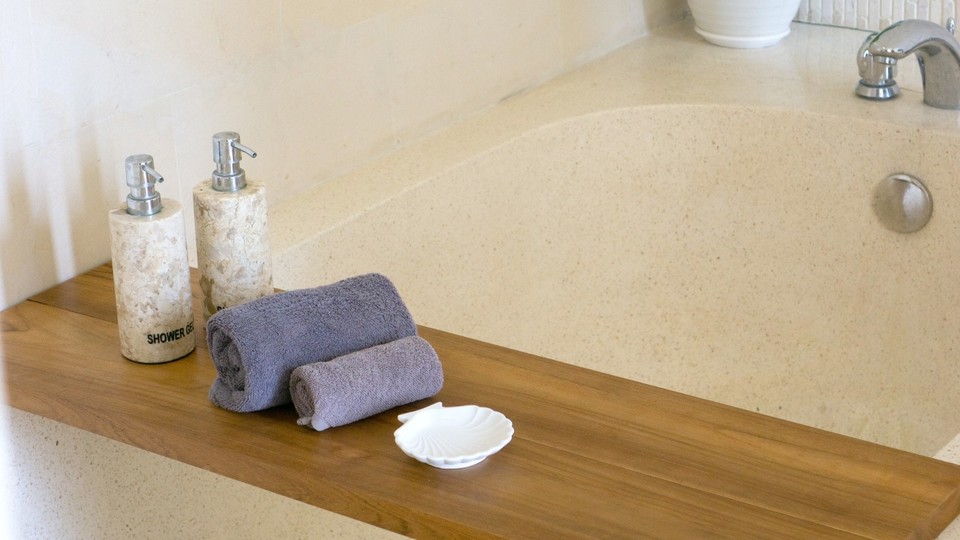 Rent a Luxury Villa in Bali Close to the Beach, Bali Villa 2024