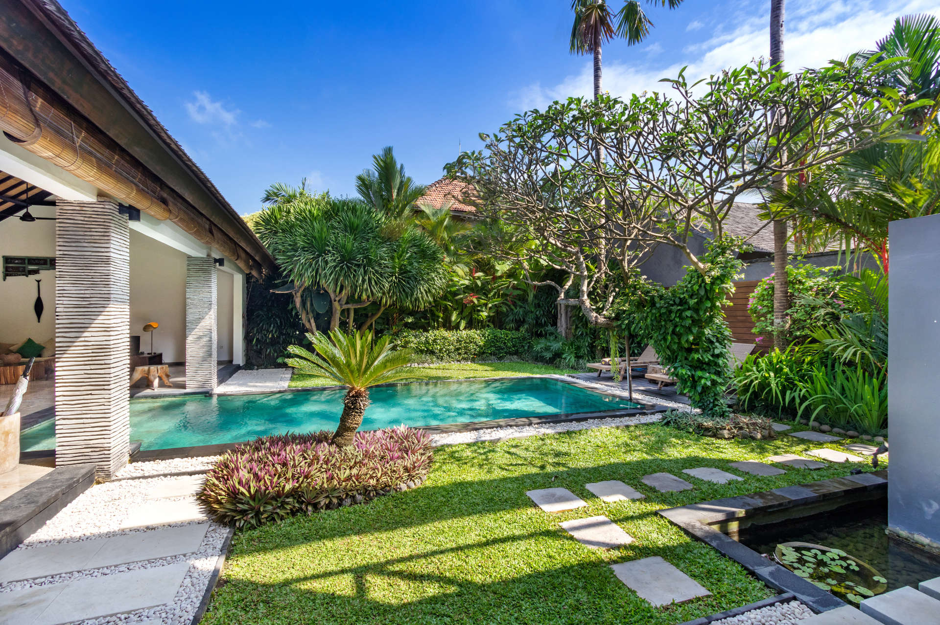Beautiful 5 Star Holiday Villa in a Prime Location in Seminyak, Book Early to Secure Your Dates, Villa Bali 2026