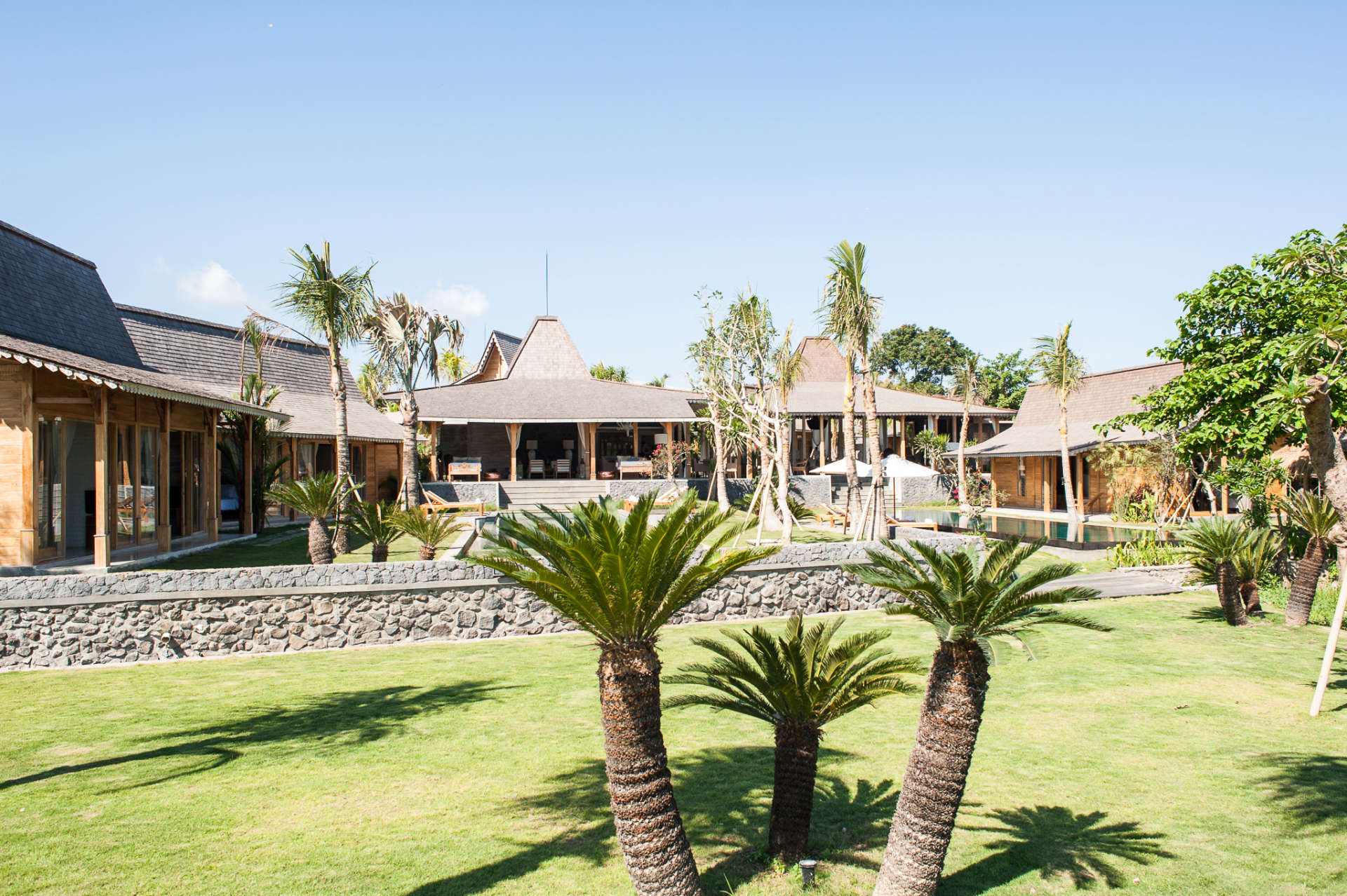 Luxury 12 Bedroom Villa with Private Pool, Bali Villa 2027