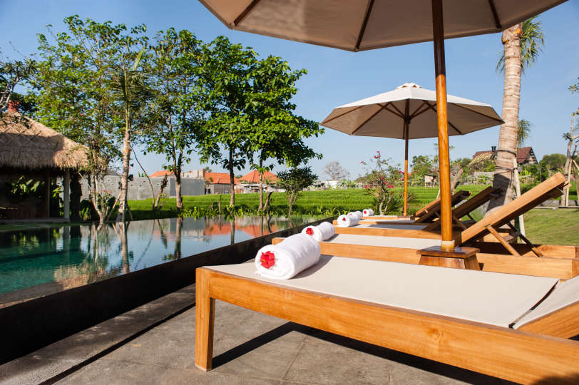 Luxury 12 Bedroom Villa with Private Pool, Bali Villa 2027