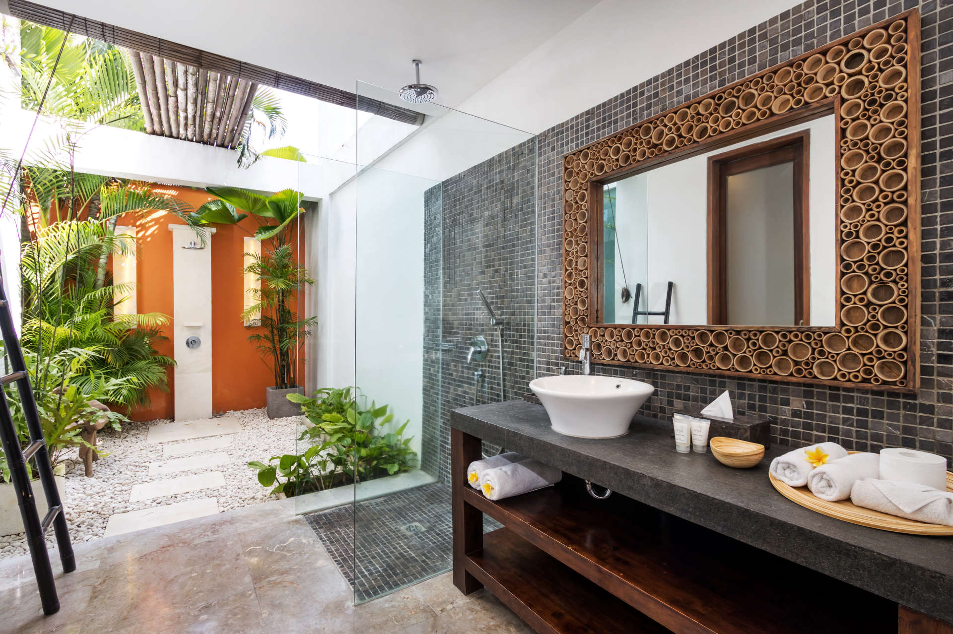 Beautiful Villa with Private Pool, Bali Villa 2028