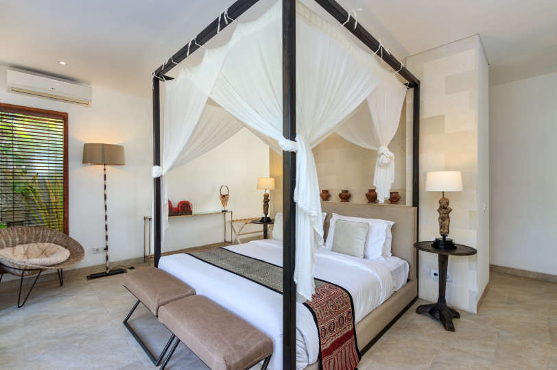 Luxury 5 Bedroom Villa with Private Pool, Bali Villa 2055