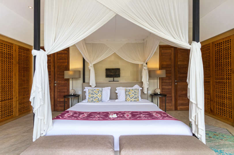 5 Star Villa in Bali, Minutes from the Beach, Bali Villa 2056
