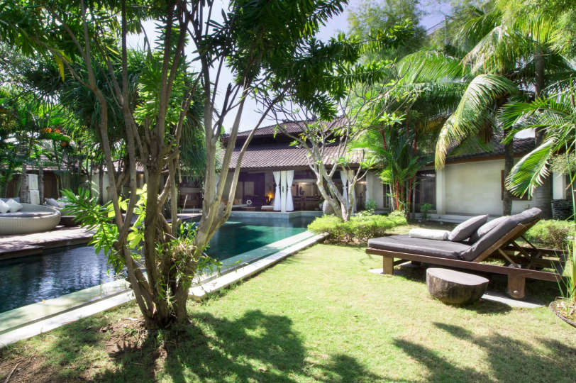 5 Star Villa in Bali, Minutes from the Beach, Bali Villa 2065