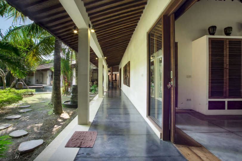 5 Star Villa in Bali, Minutes from the Beach, Bali Villa 2065