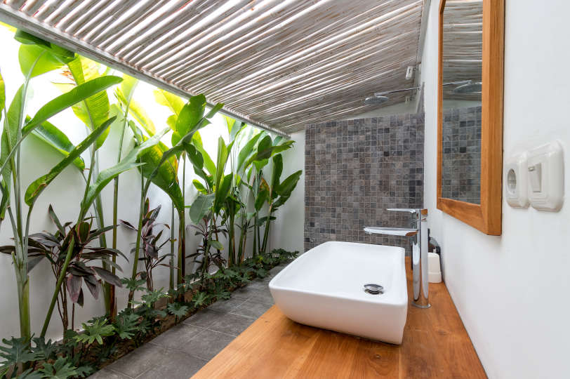 Luxury 4 Bedroom Villa with Private Pool, Bali Villa 2067