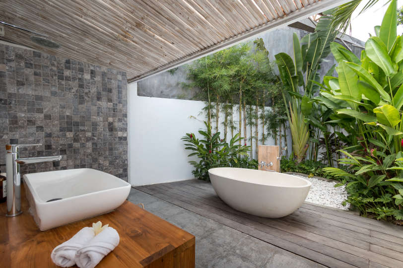 Luxury 4 Bedroom Villa with Private Pool, Bali Villa 2067