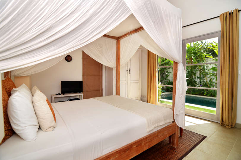 5 Star Villa in Bali, Minutes from the Beach, Bali Villa 2070