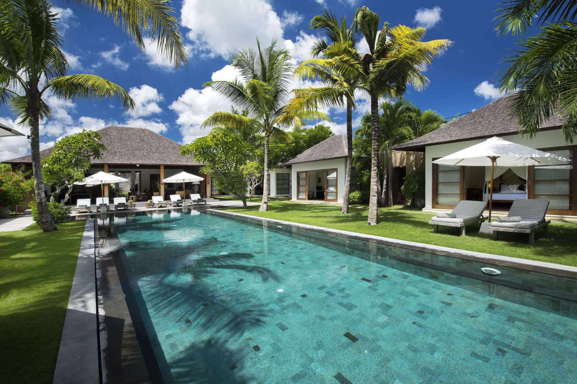 Luxury 7 Bedroom Villa in Seminyak with Private Pool, Bali Villa 2071
