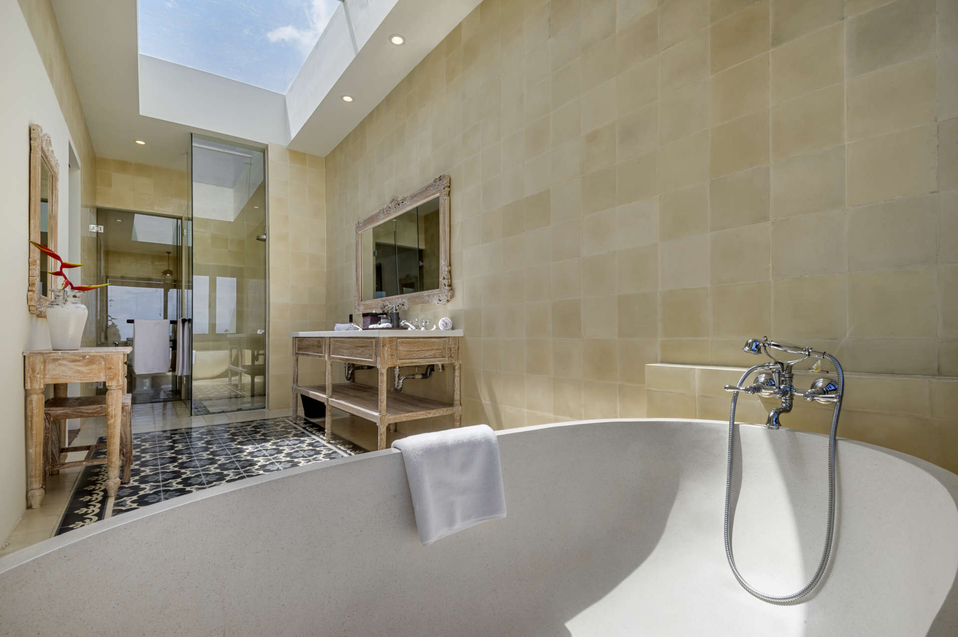 Beautiful 5 Star Villa in Prime Umalas Location, Bali Villa 2076