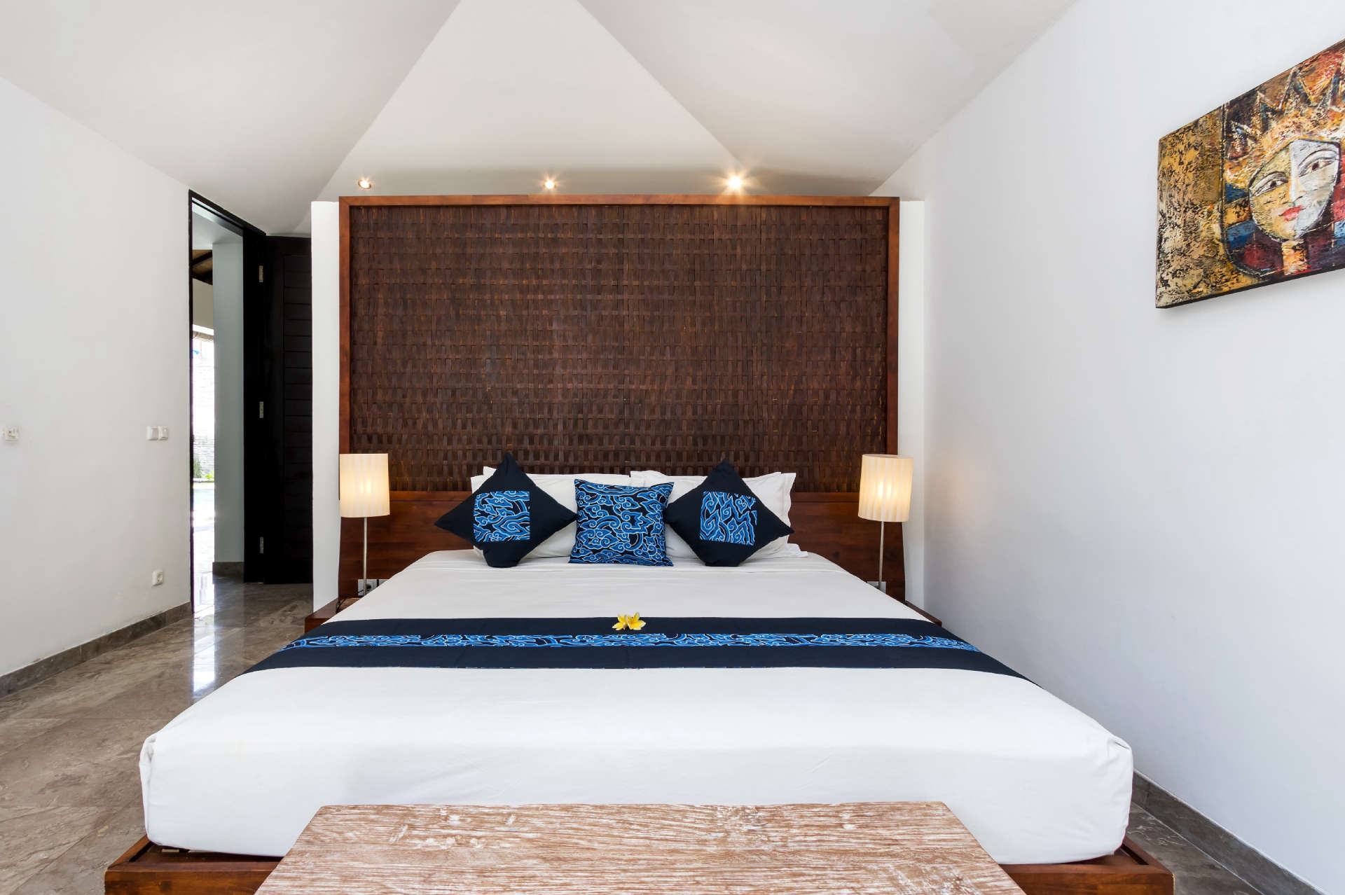 5 Star Villa in Bali, Minutes from the Beach, Bali Villa 2080