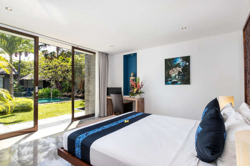 5 Star Villa in Bali, Minutes from the Beach, Bali Villa 2080