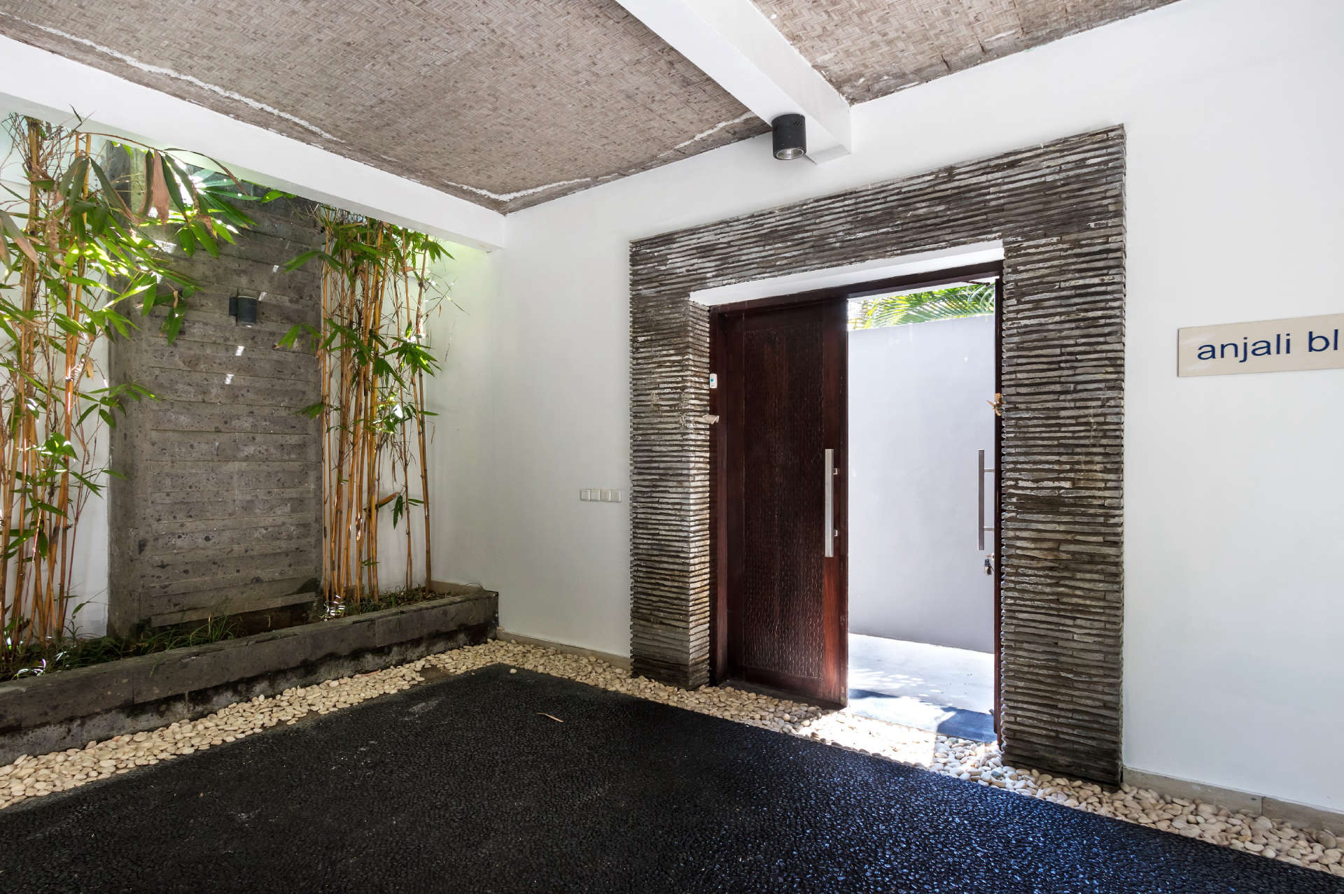 5 Star Villa in Bali, Minutes from the Beach, Bali Villa 2080