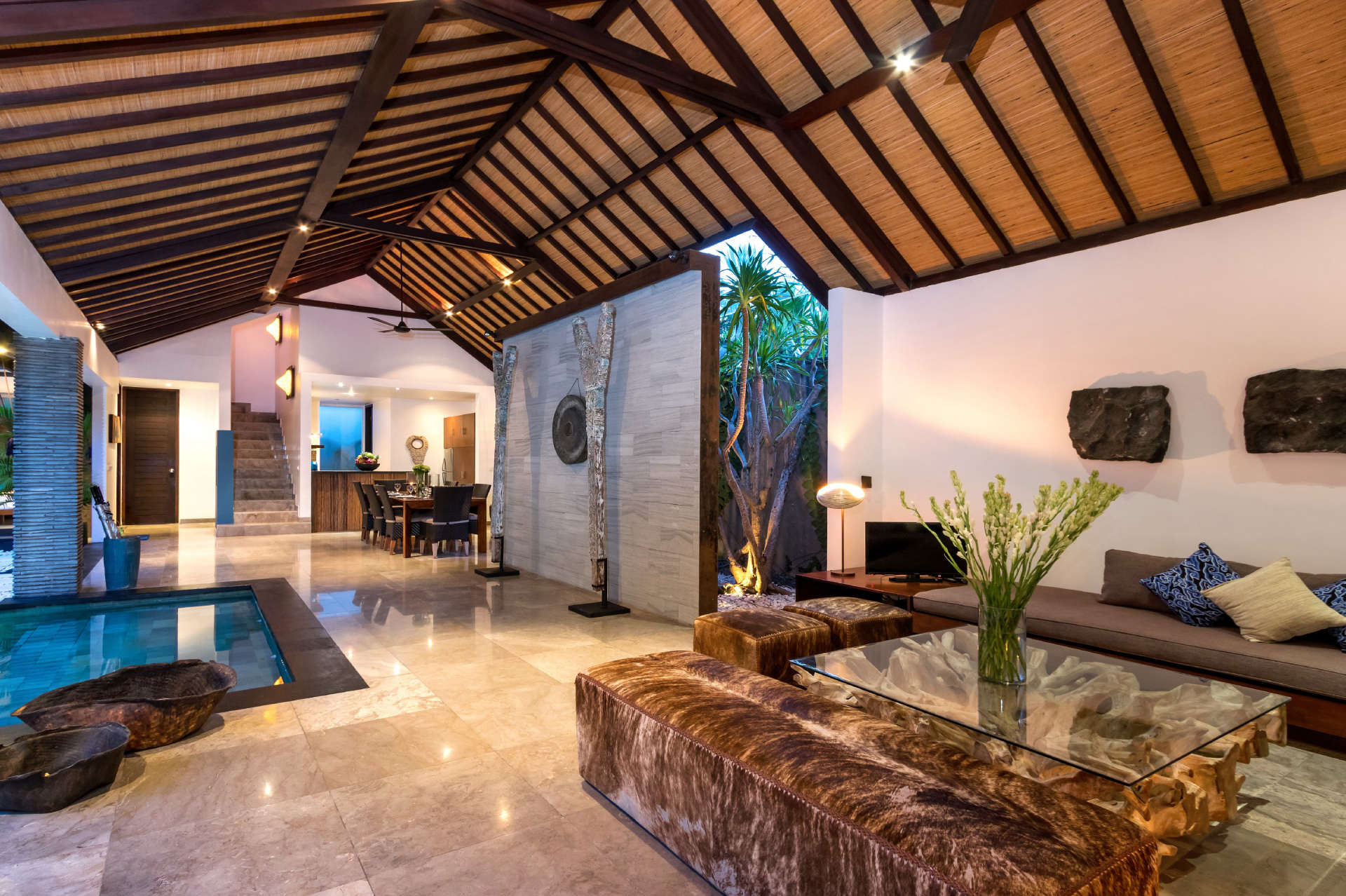 5 Star Villa in Bali, Minutes from the Beach, Bali Villa 2080