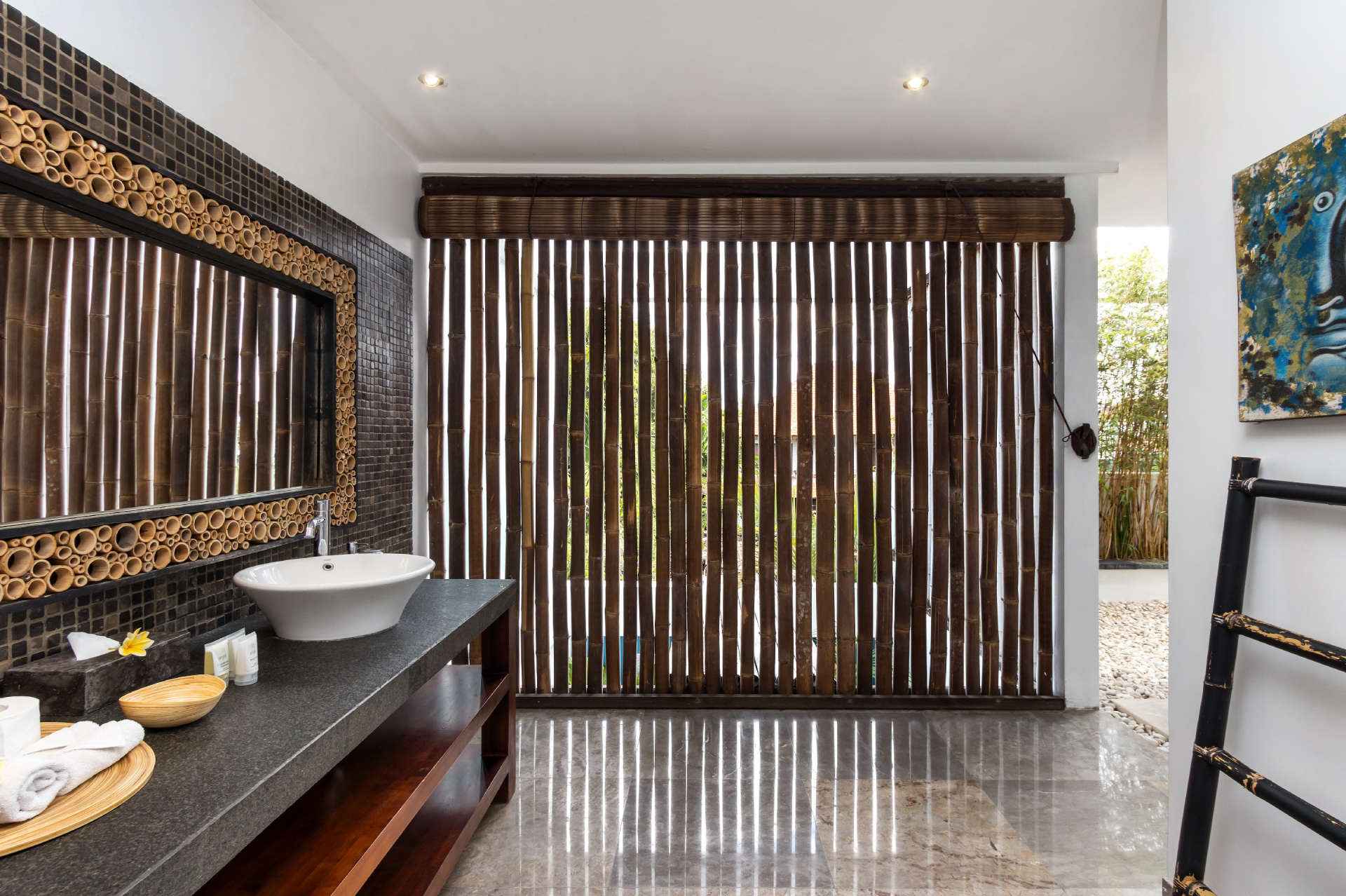5 Star Villa in Bali, Minutes from the Beach, Bali Villa 2080