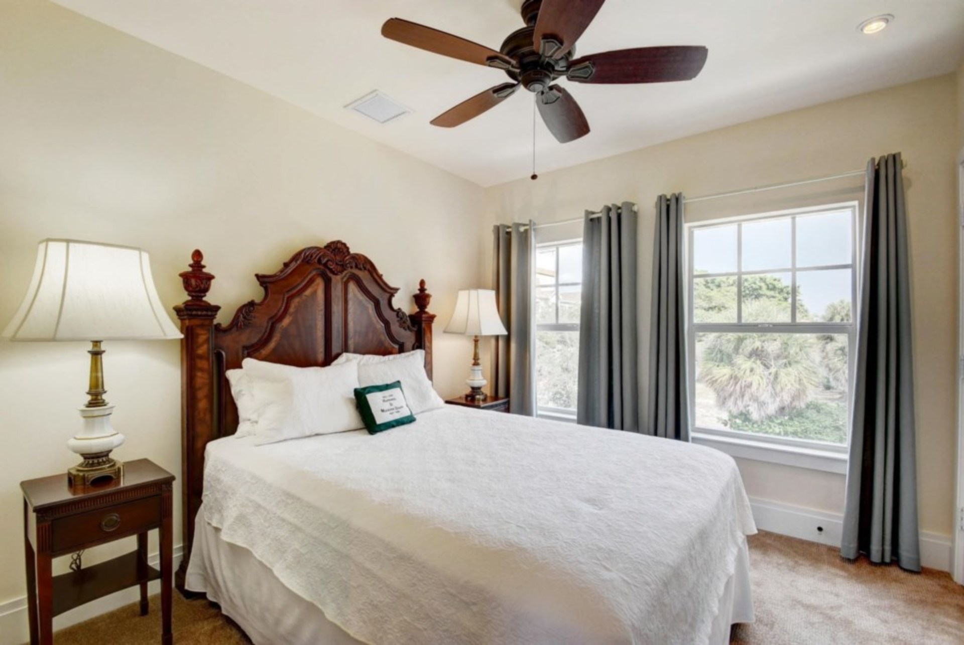 Picture Relaxing in This Idyllic Townhome in West Palm Beach, West Palm Beach Townhome 1848