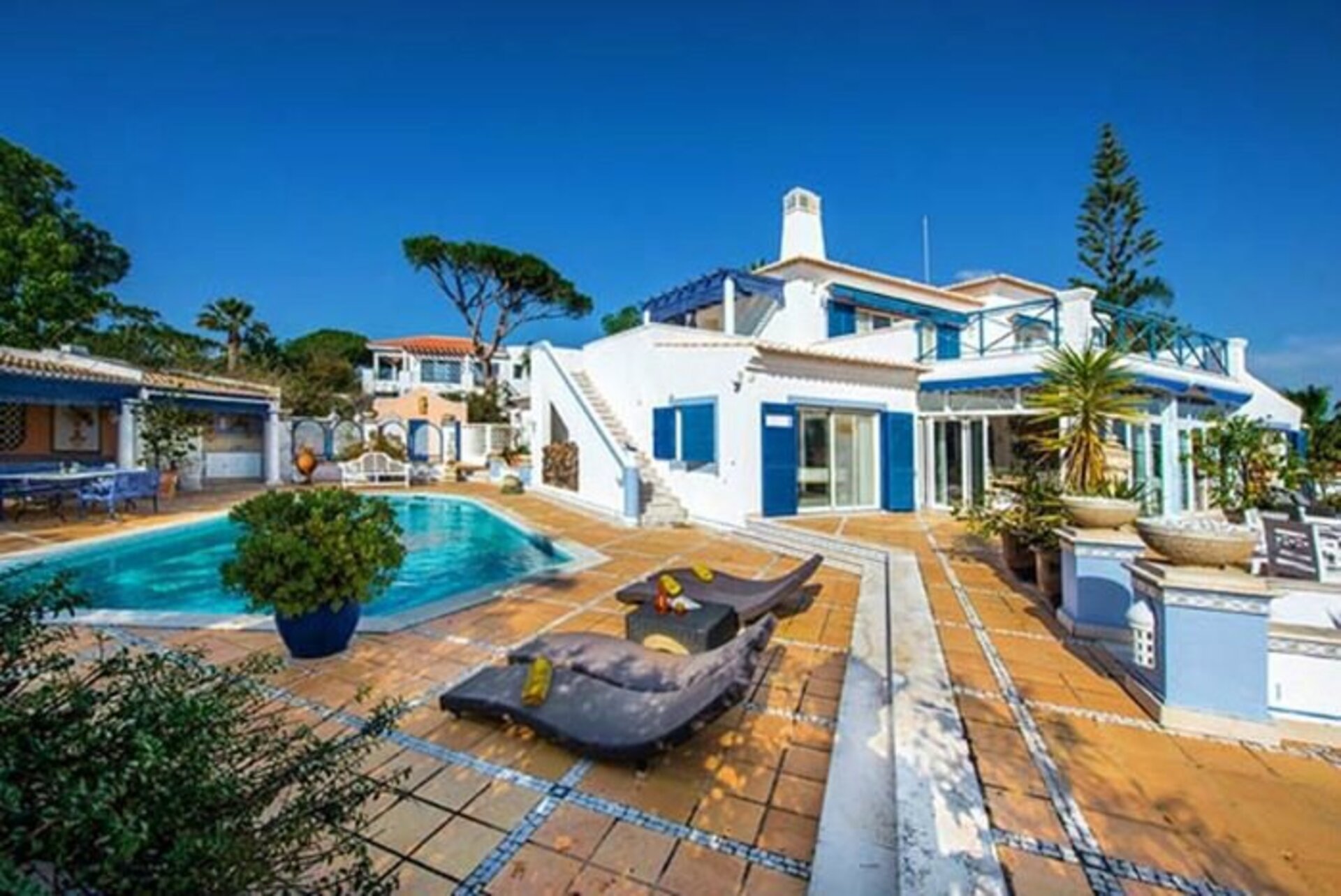 5 Star Villa Myosotis – Timeless Algarve Retreat