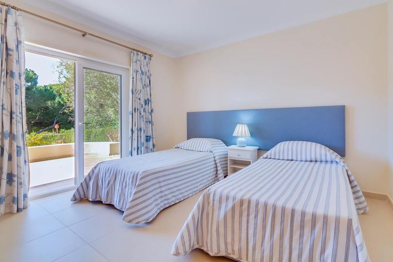 5 Star Villa Amari - Heatable Pool & Private Garden