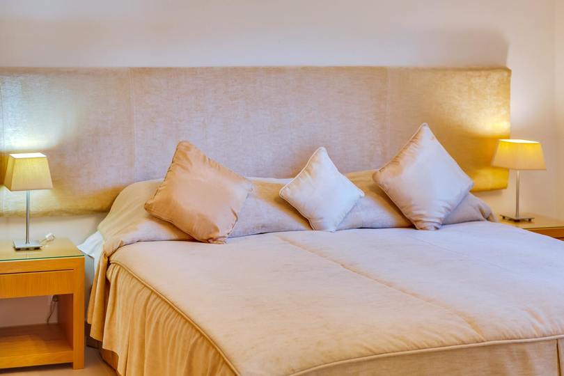 5 Star Villa Amari - Heatable Pool & Private Garden