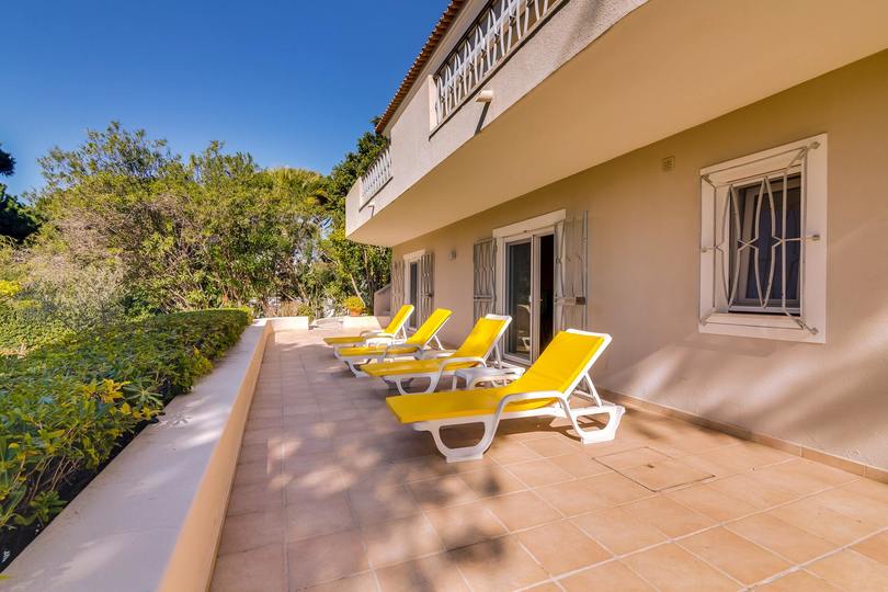 5 Star Villa Amari - Heatable Pool & Private Garden