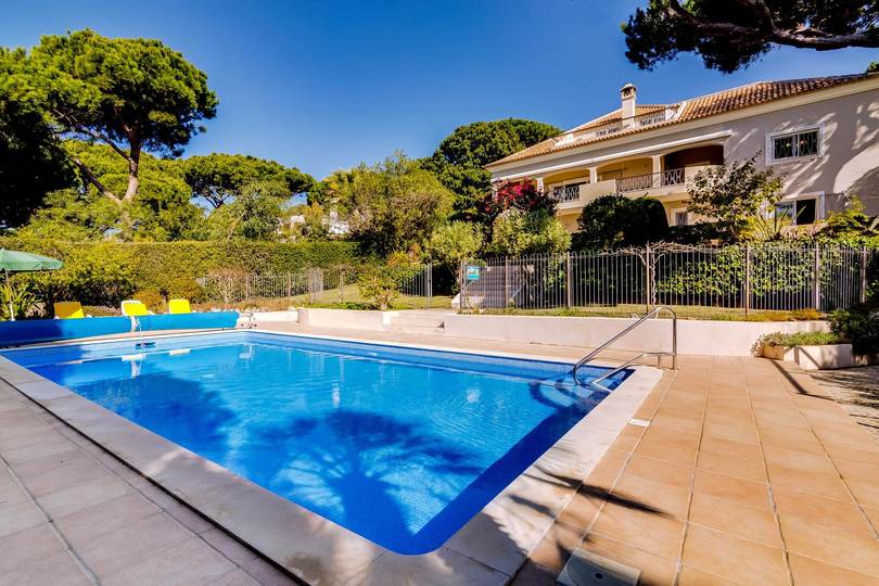 5 Star Villa Amari - Heatable Pool & Private Garden
