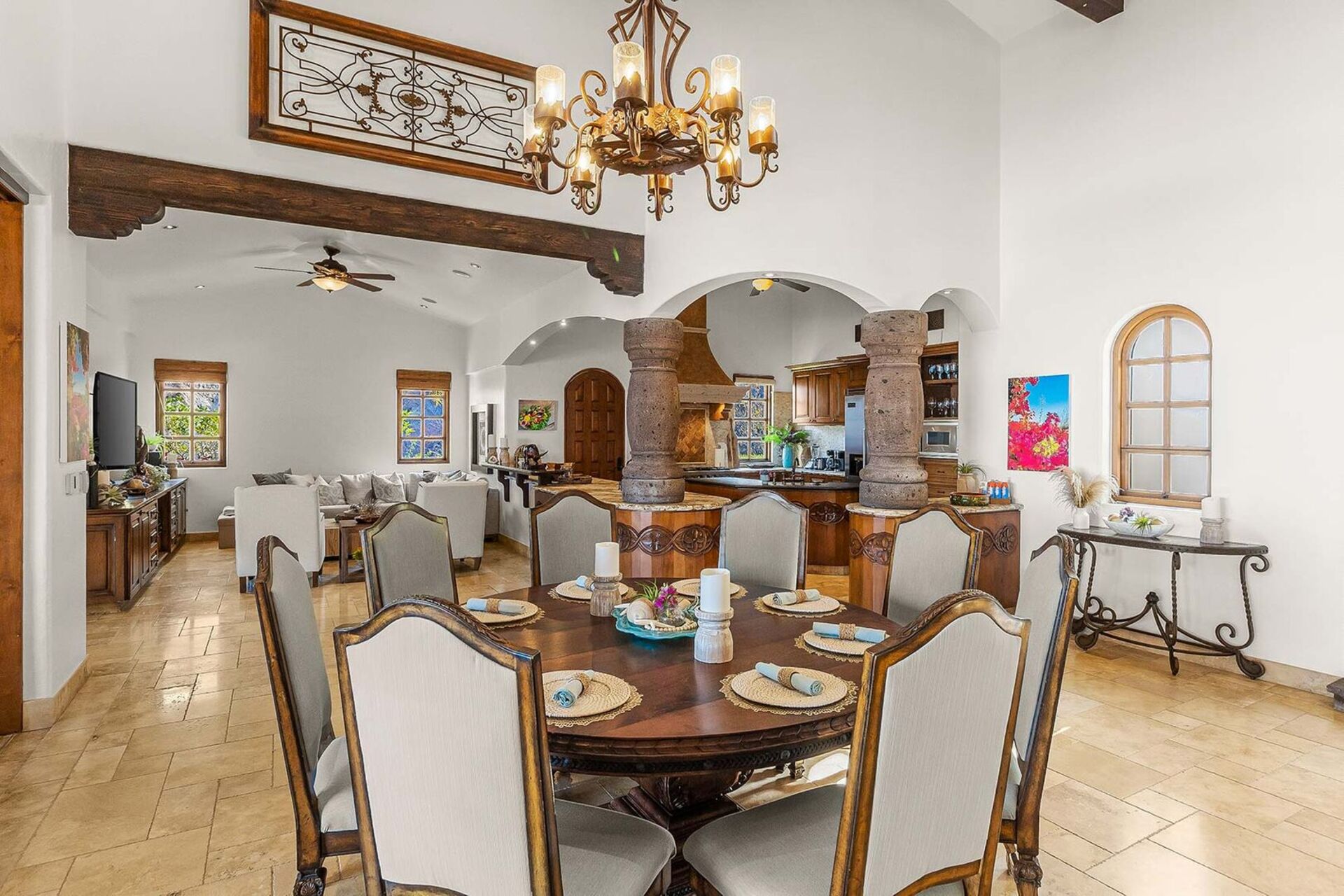Luxury 5-Star Villa in San José: Pool & Beach Bliss!