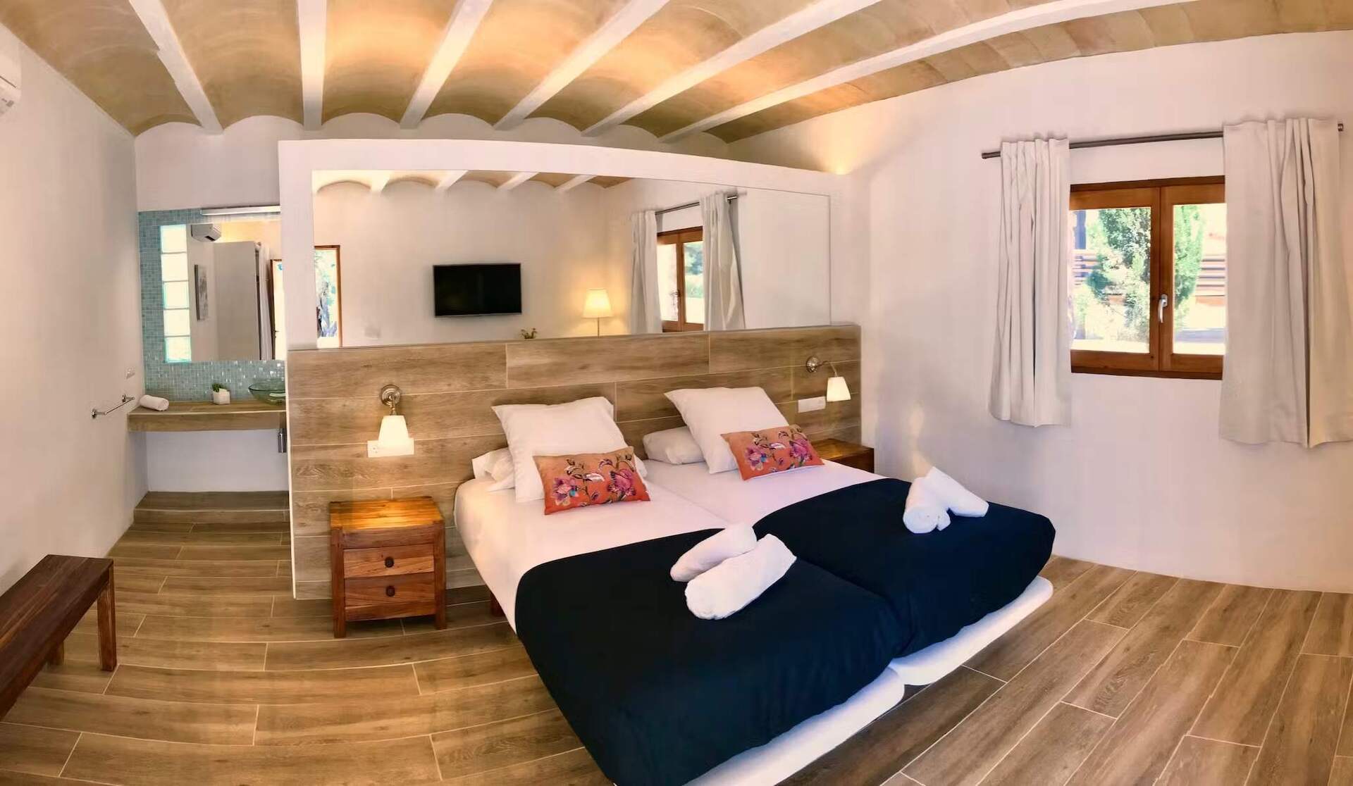 5 Star Villa La Verna Grande – An Elegant Ibiza Hideaway