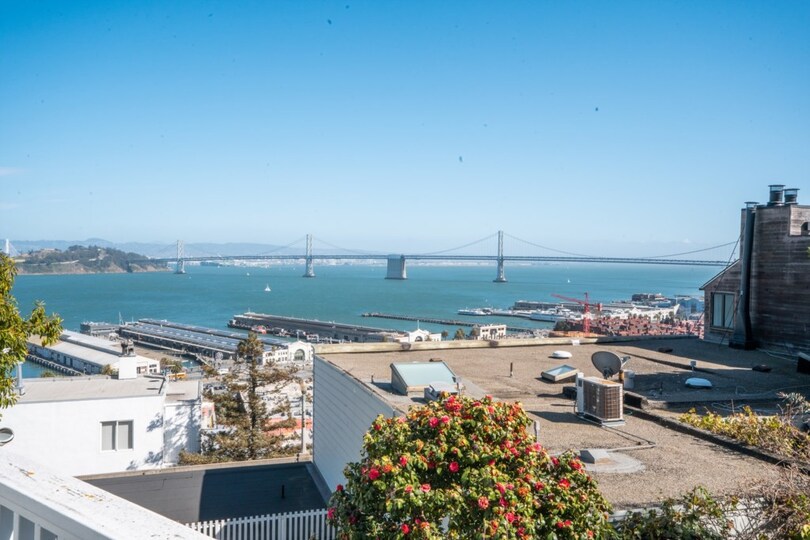Rent this Luxury House with Superb Views, San Francisco House 1010