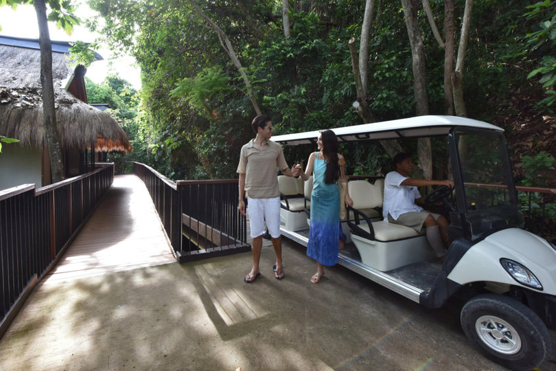 Luxury Beachfront Villa on Pangulasian Island Resort, El Nido Villa 1013