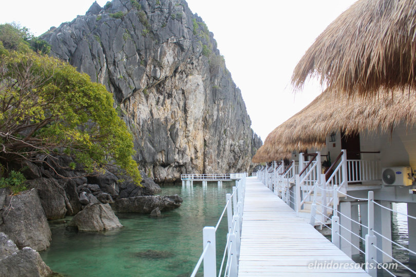 5 Star Exclusive Water Cottage on Apulit Island Resort, El Nido Cottage 1001