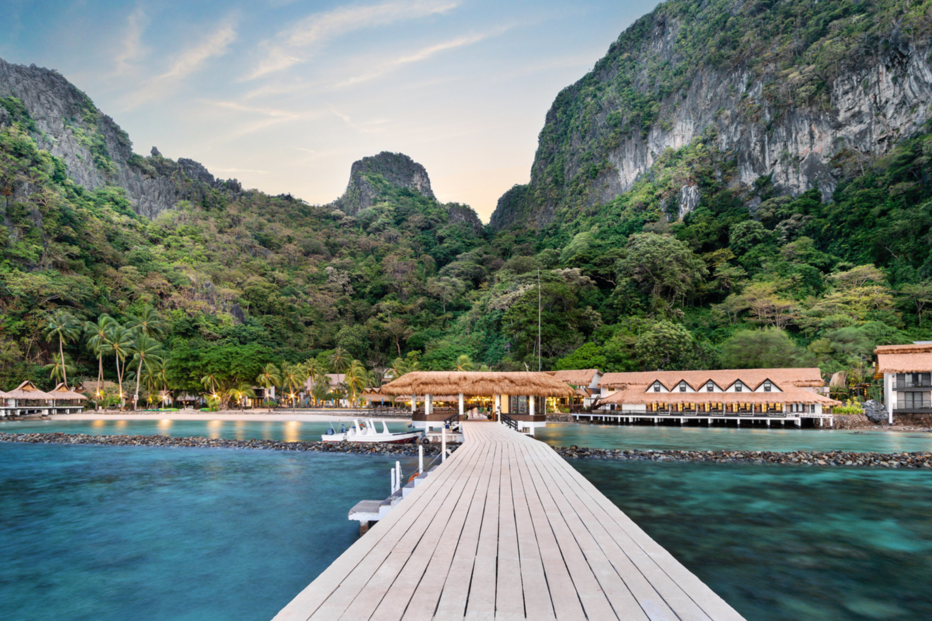5 Star Exclusive Beachside Cottage on Miniloc Island Resort, El Nido 1004