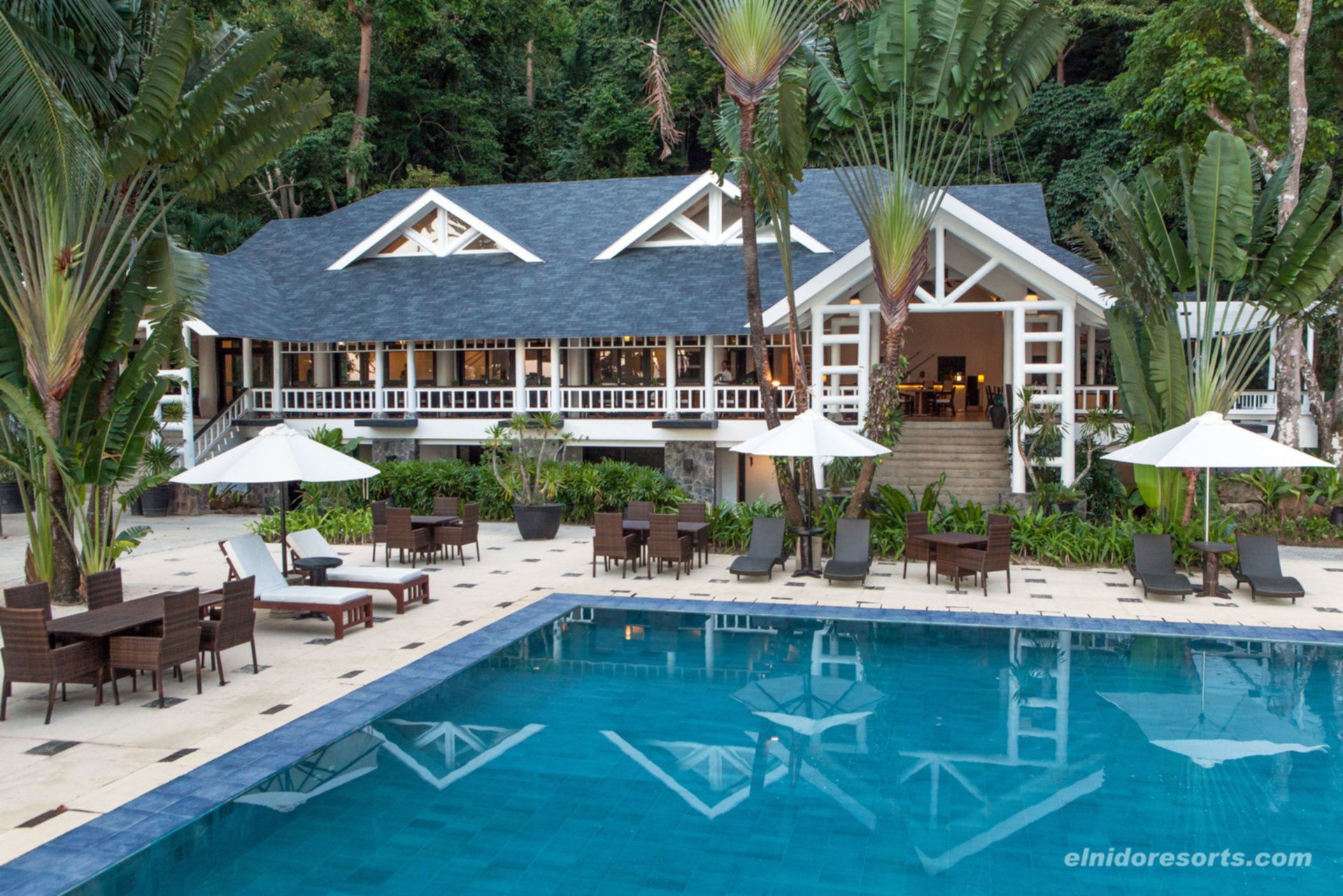 5 Star Ultimate Beachfront Cottage on Lagen Island Resort, El Nido Cottage 1008