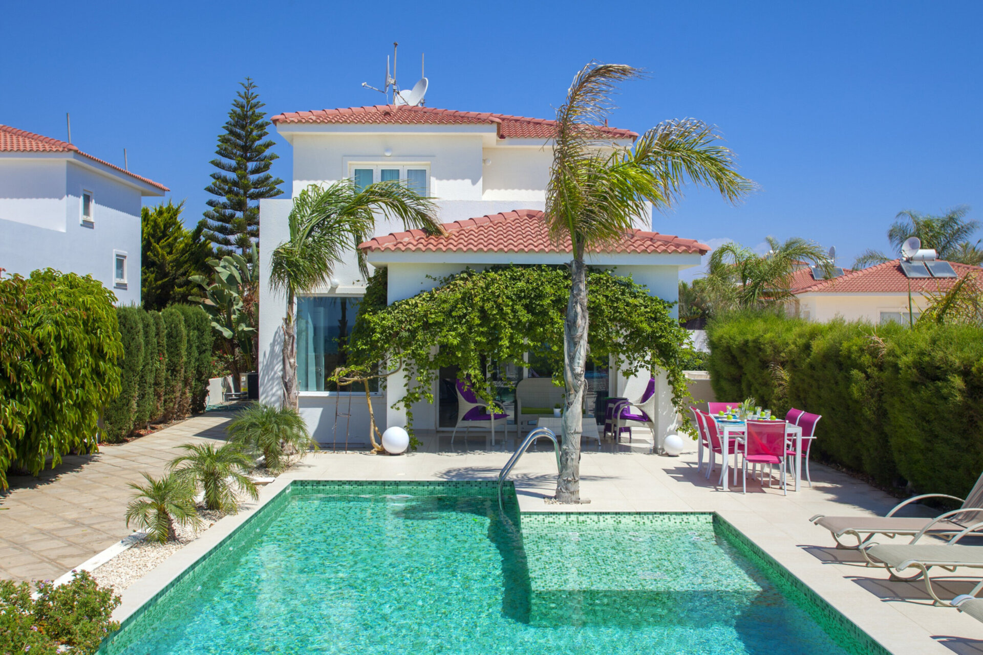 Luxury 3 Bedroom Villa on the Beach, Ayia Napa Villa 1369