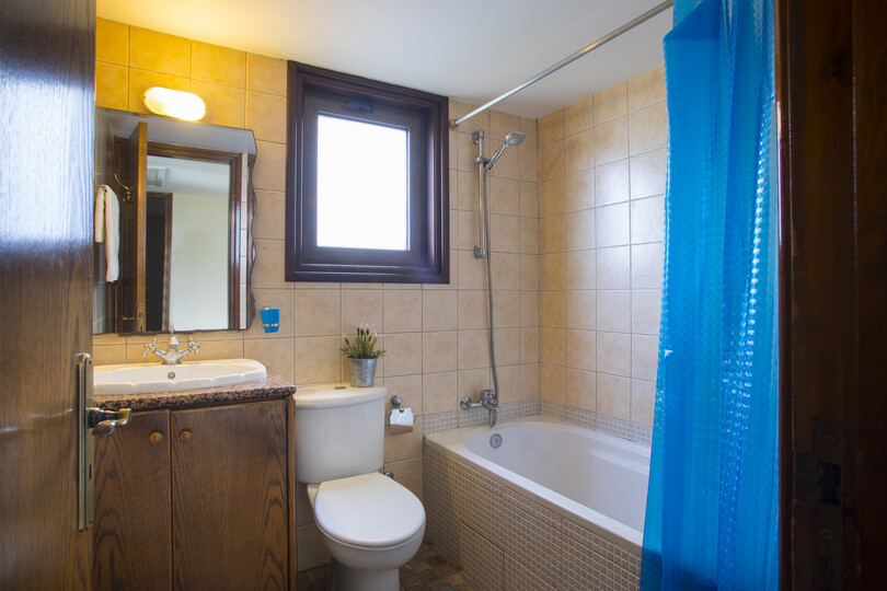 Imagine Your Family Renting This Contemporary Style Villa, Protaras Villa 1466
