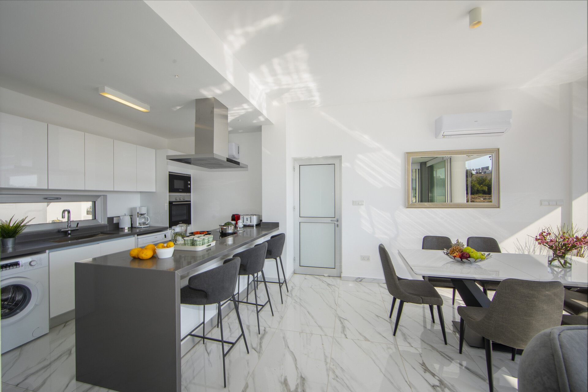Imagine You and Your Family Renting this Luxury Villa in Protaras, minutes from the Beach, Protaras Villa 1503