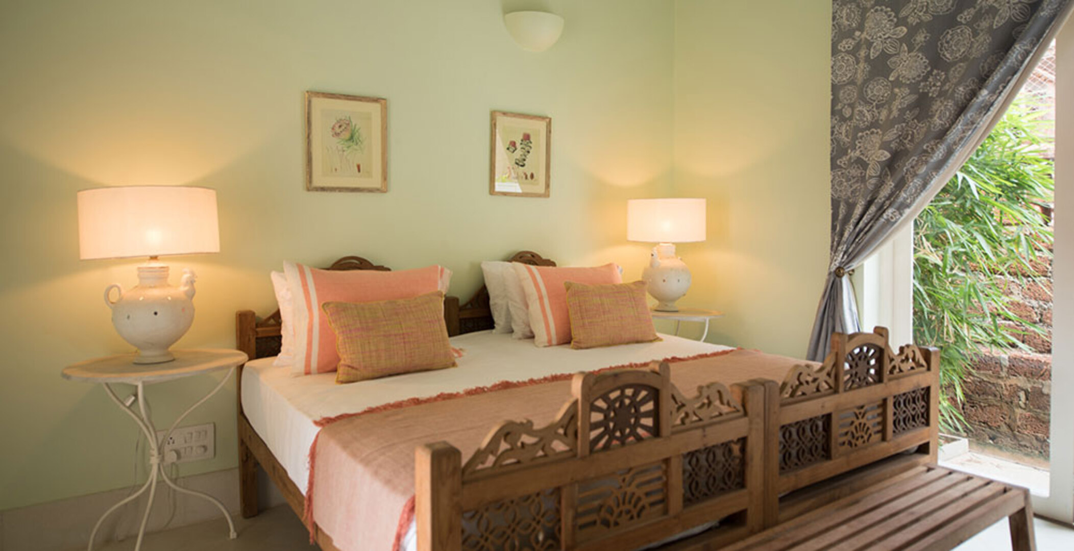 Luxurious 5 Bedroom Villa in Goa,1002