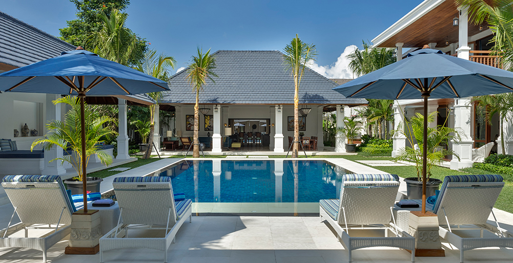 Your Holiday in Seminyak staying in a 5 Star Villa, Bali Villa 2128
